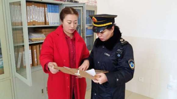 �е�������������ѧѧУ����ר��ල���